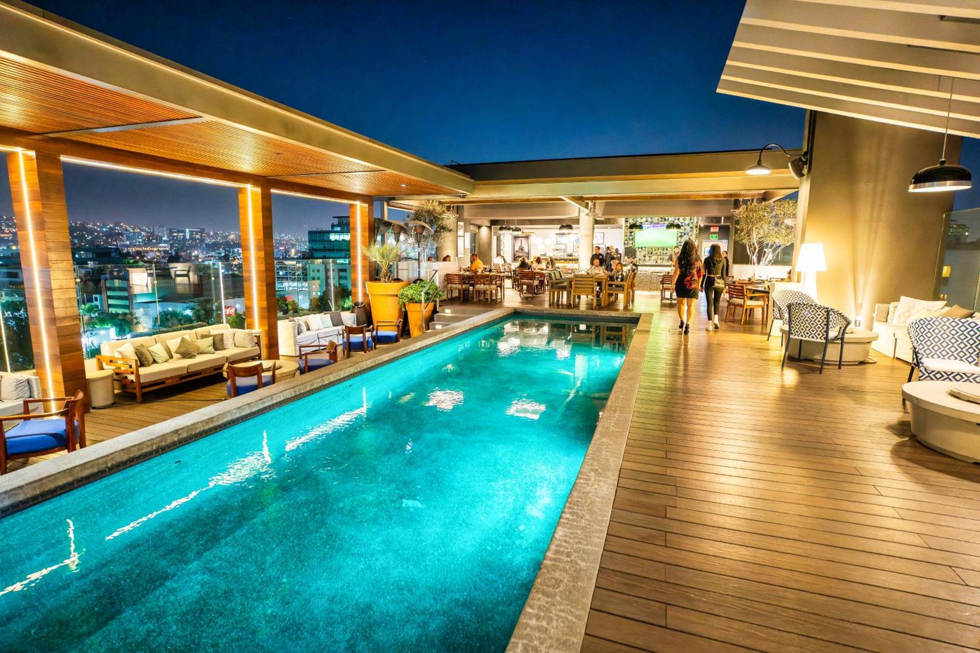 K Tower Boutique Hotel By Lucerna Тихуана Экстерьер фото
