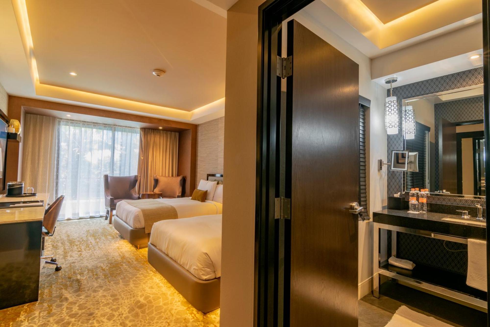 K Tower Boutique Hotel By Lucerna Тихуана Экстерьер фото